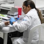 Brigadas de salud del Municipio de Guayaquil realiza pruebas de VIH y sífilis.